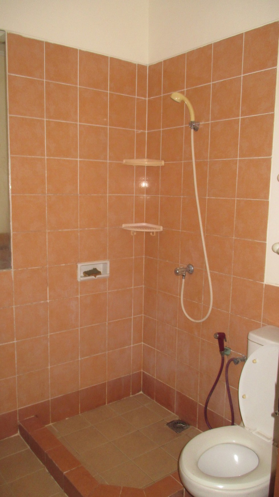 Disewakan Townhouse Taman Permata Hijau lantai 2 - Lippo Karawaci