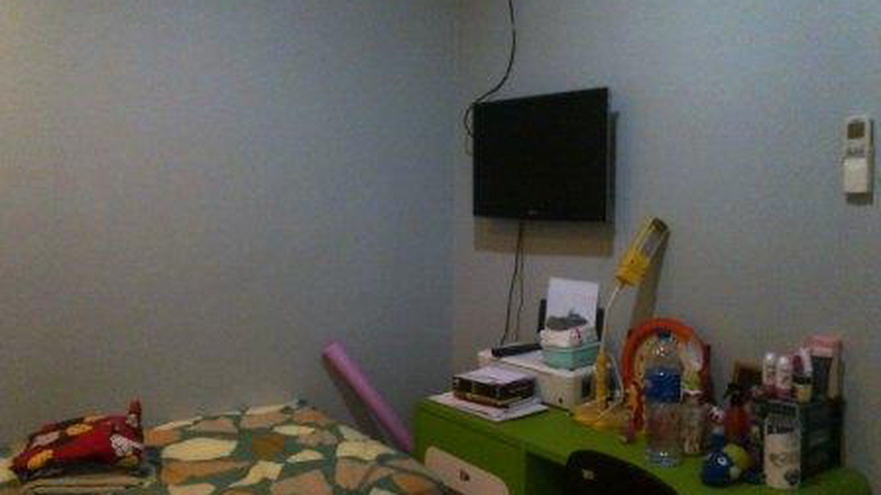 Sale Daerah Bintaro Rumah Hadap Timur dan Depan Taman #ER