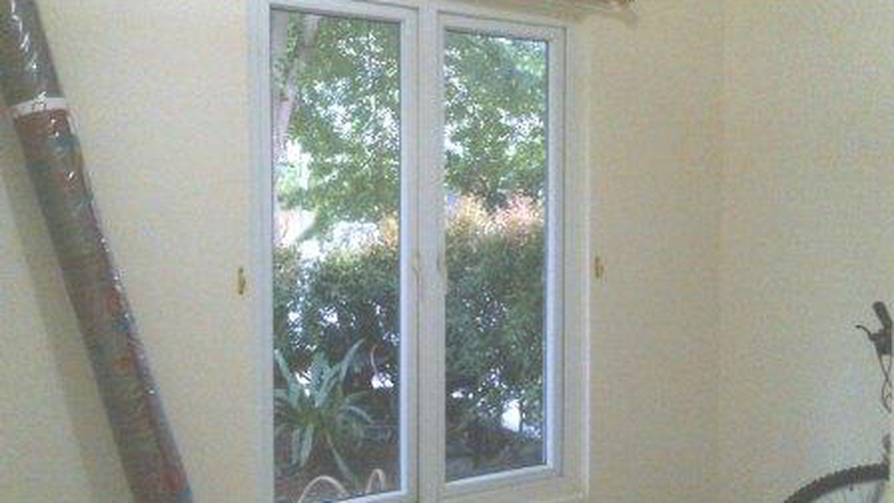 Sale Daerah Bintaro Rumah Hadap Timur dan Depan Taman #ER