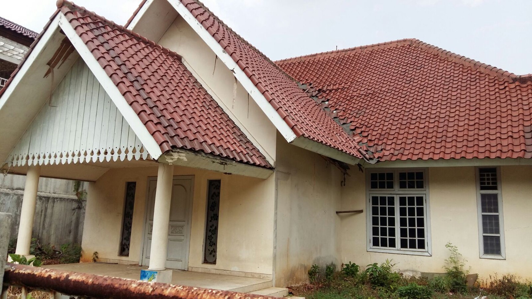 For Sale.. Rumah Tua..Hitung Tanah..Kemang Selatan..