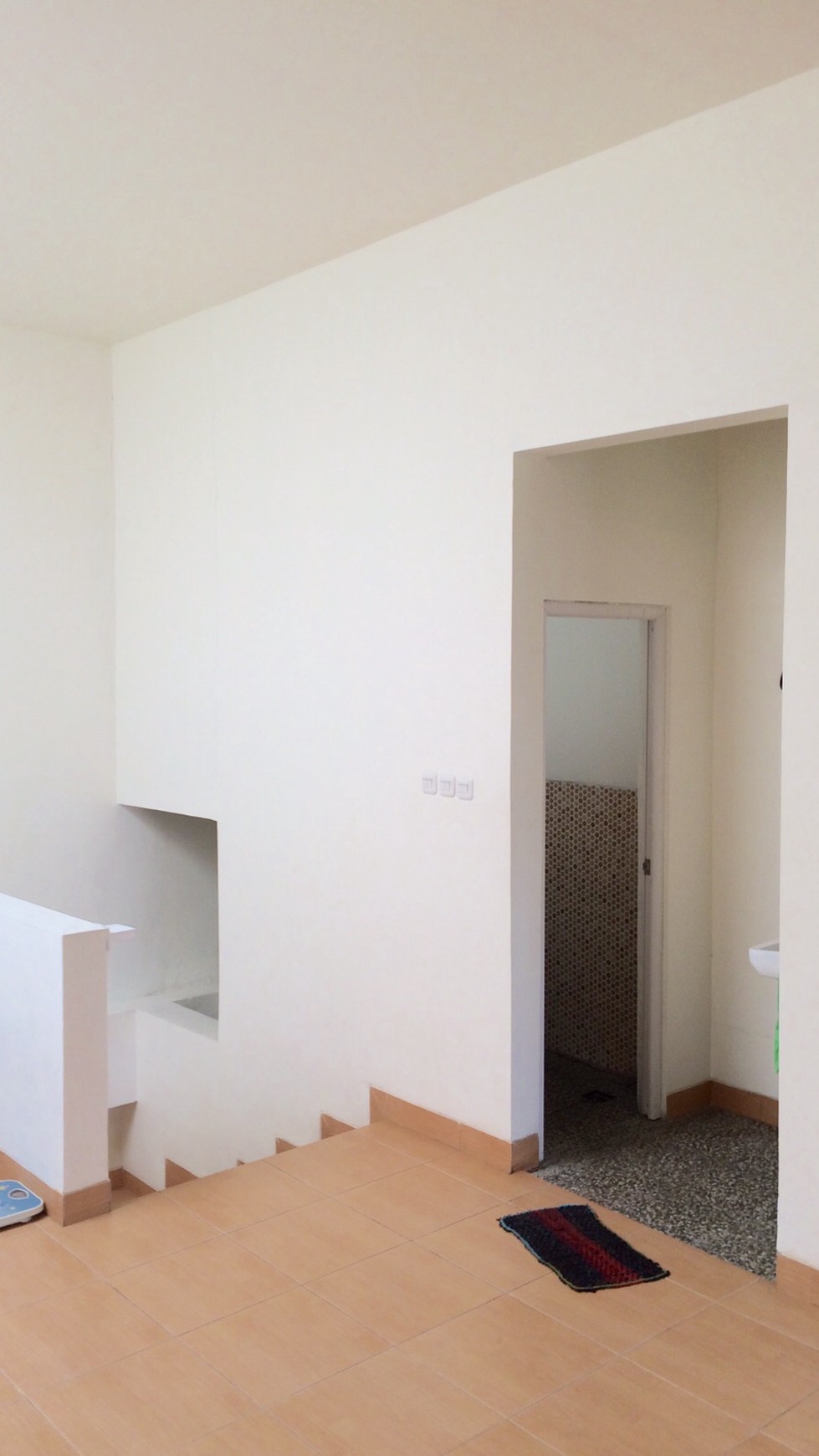 Dijual / Disewakan Ruko Piazza Del Espana Jl. Kalimantan - Lippo Karawaci