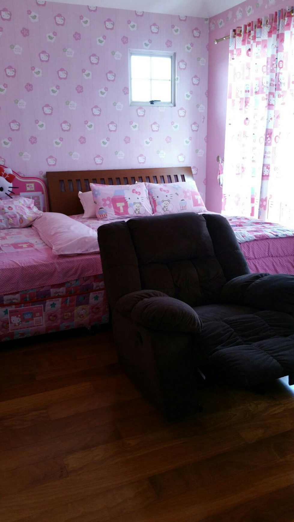 Dijual Townhouse Taman Paris Special Unit - Lippo Karawaci