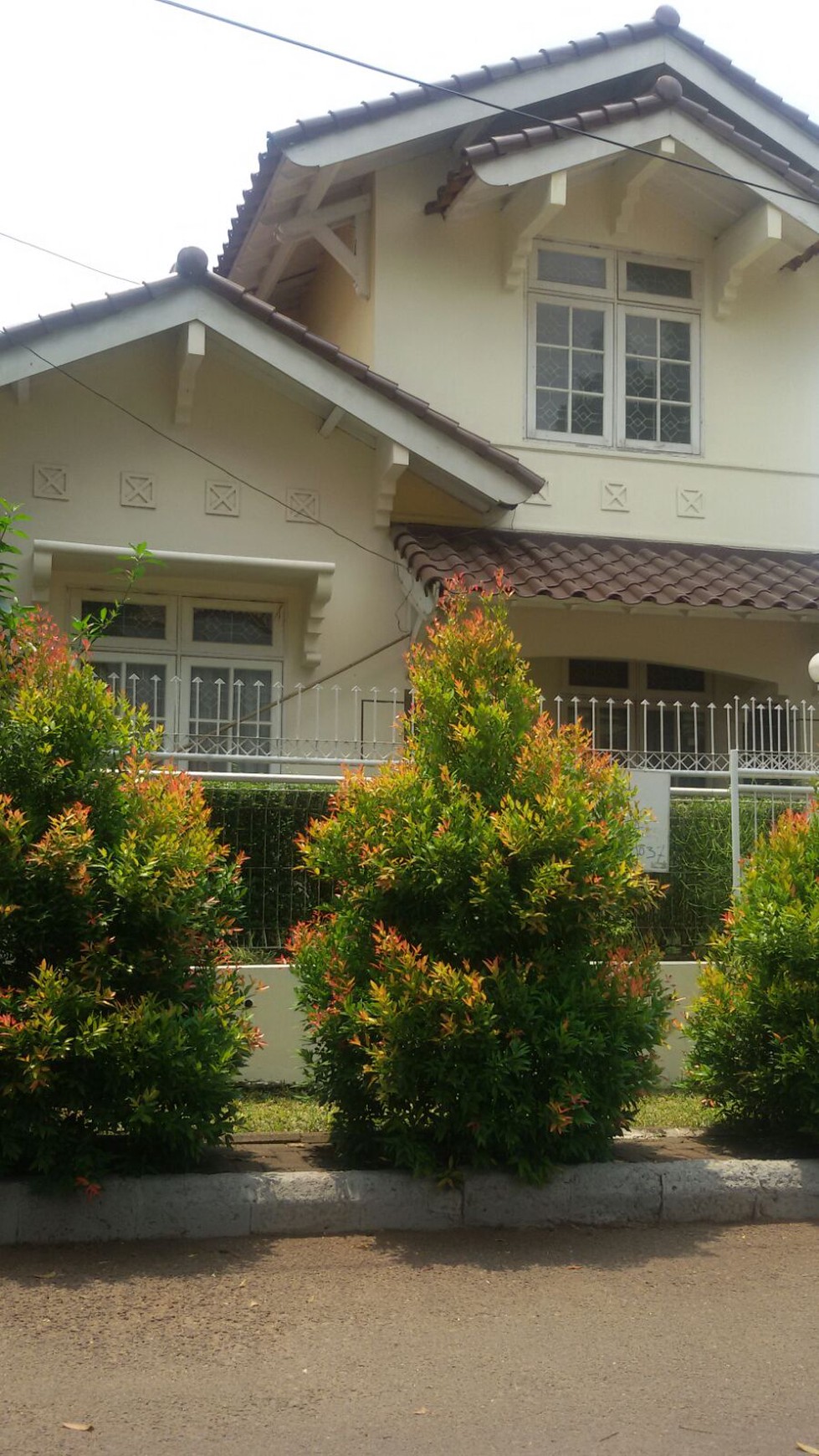 Rumah Bagus Dalam Perumahan Menteng Bintaro Sektor 7