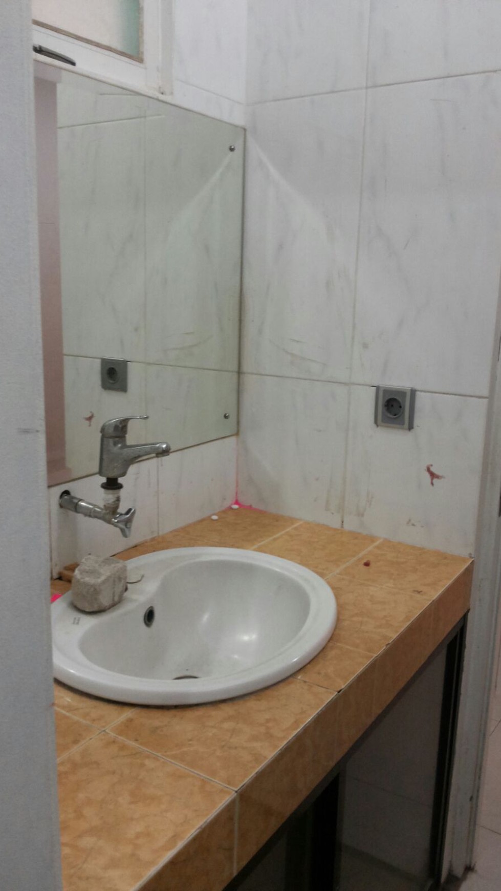 Rumah siap huni ,nyaman di Graha Bintaro