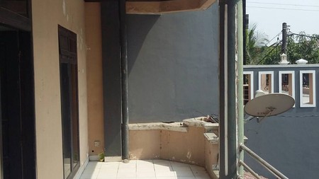 Disewakan Rumah Di Jl. Raya Harkit - Karawaci