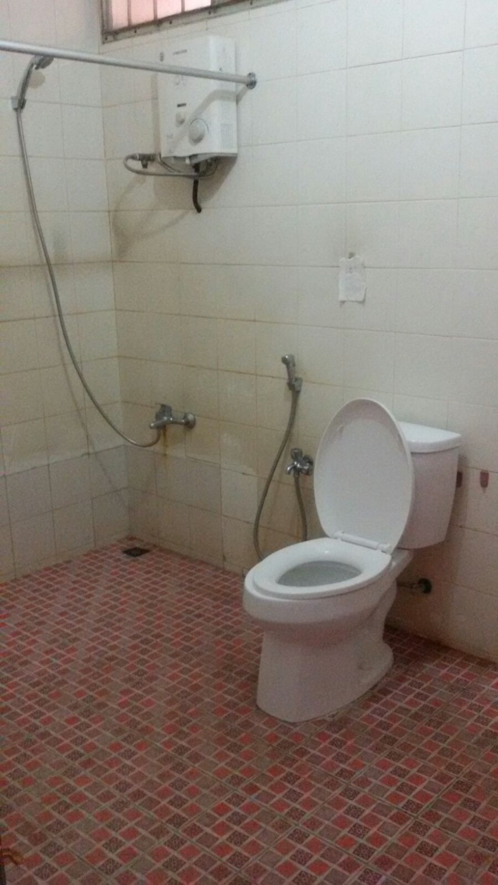 Rumah Bagus,strategis,nyaman di sektor 6 Bintaro Jaya