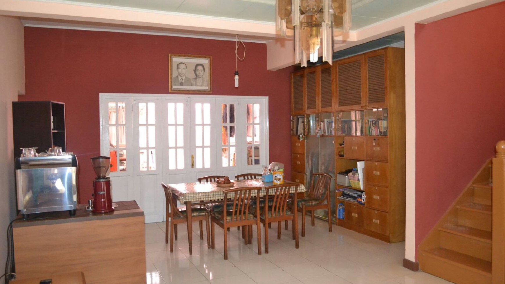 Rumah Bagus,strategis,nyaman di sektor 6 Bintaro Jaya