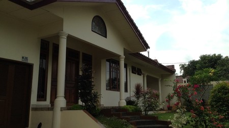 Rumah Bagus di Tengah Kota Depok