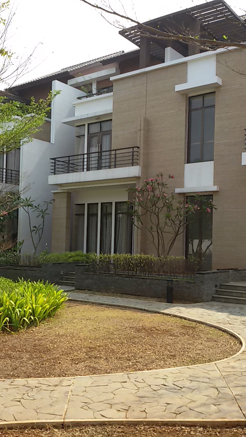 Rumah Dijual dan Disewakan!!!