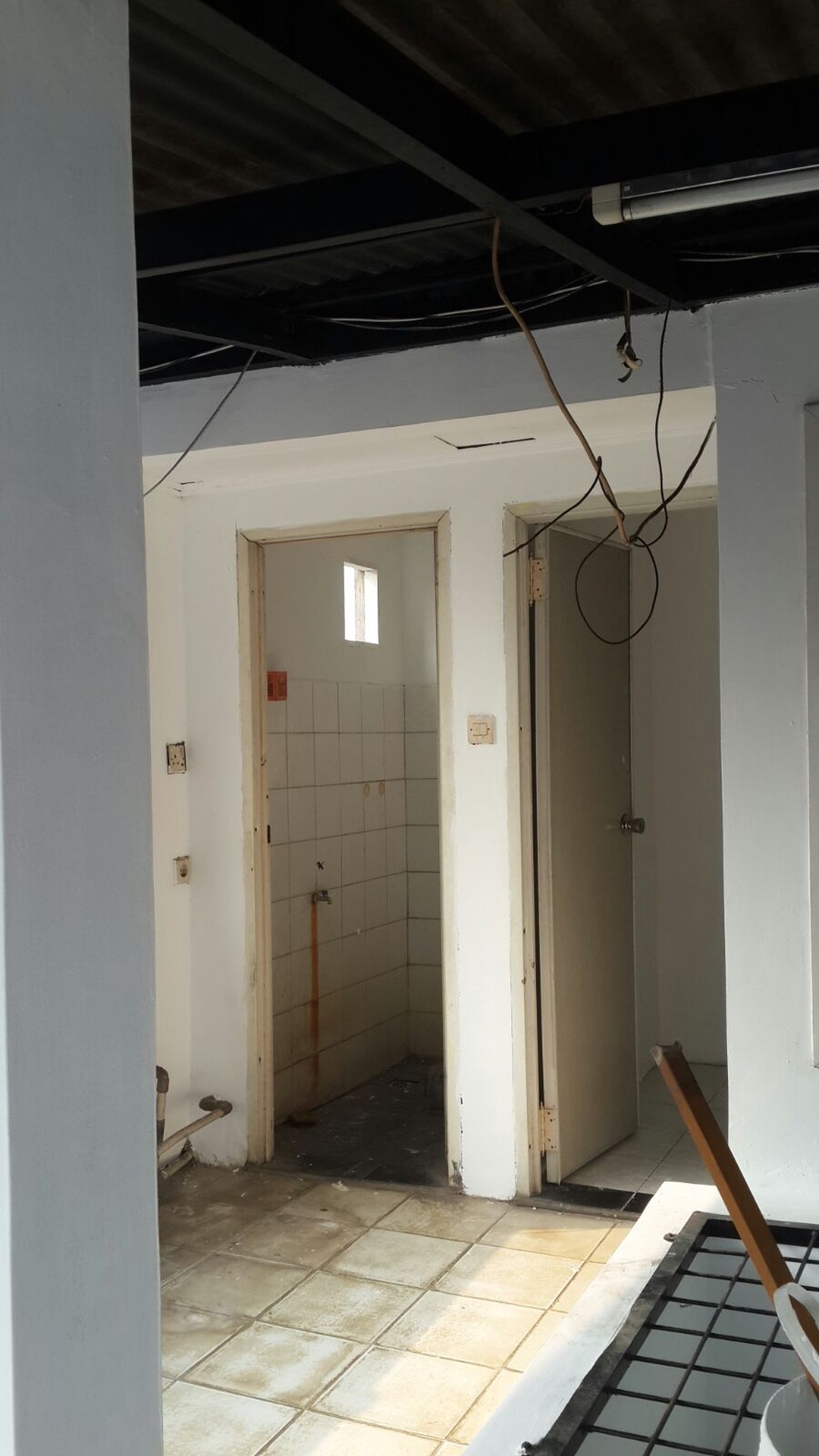 Rumah Bagus,strategis di graha Raya