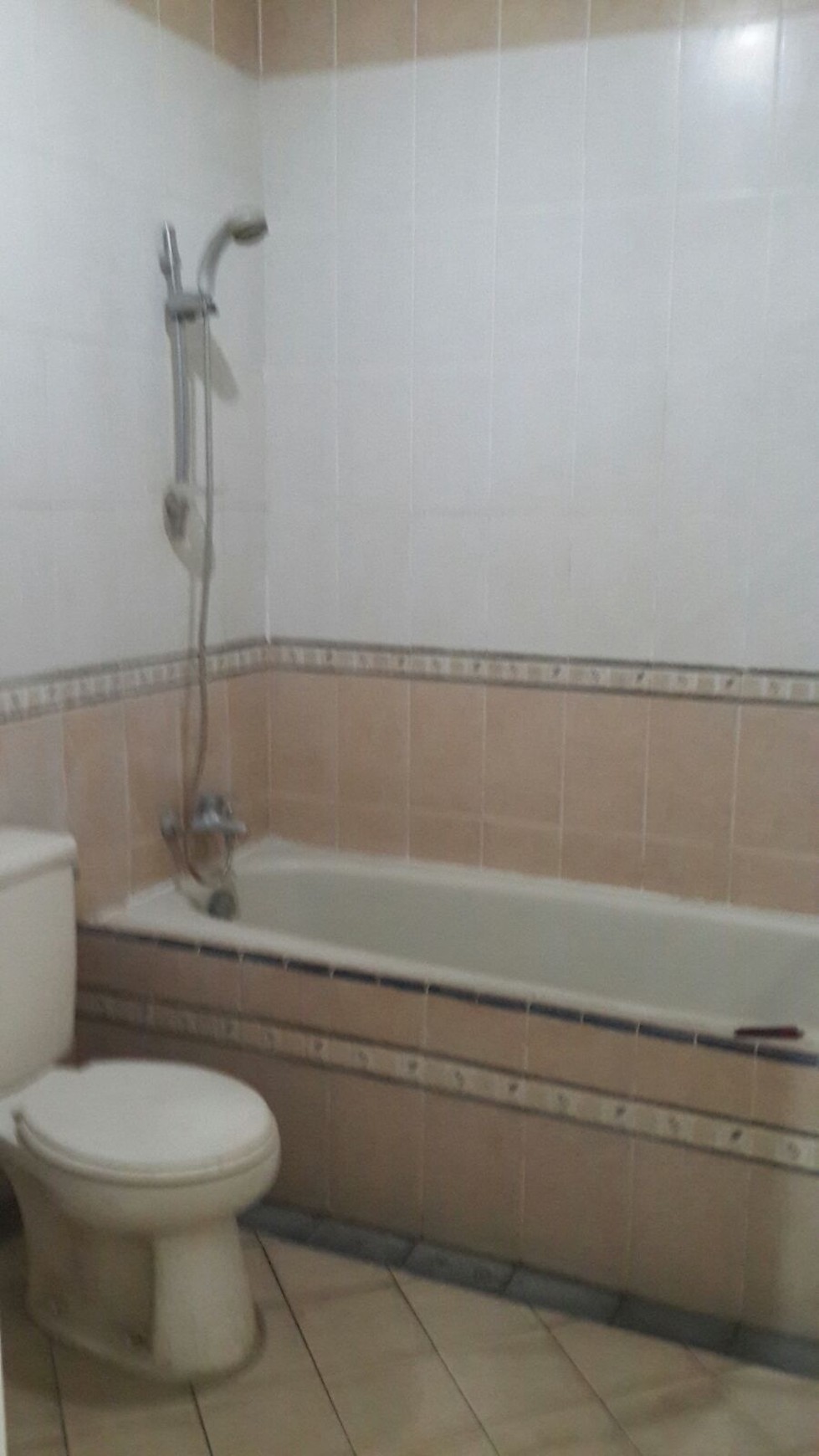 Rumah Bagus,strategis di graha Raya