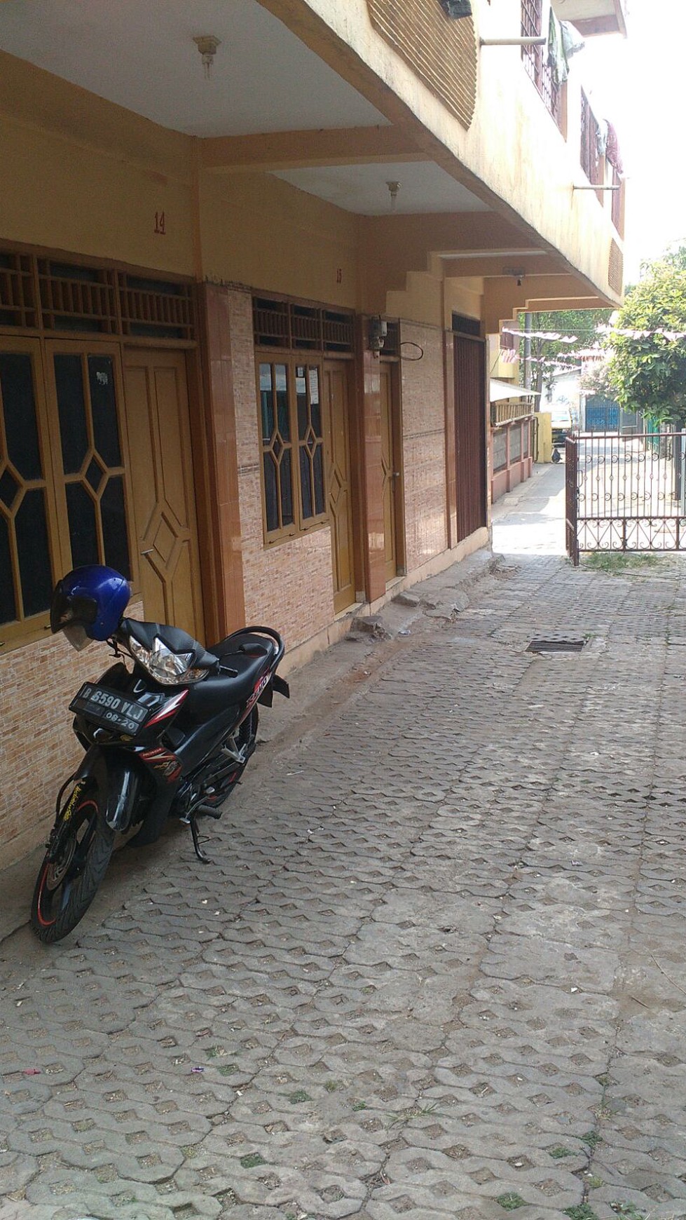 Rumah Kosan di Celedug dijual