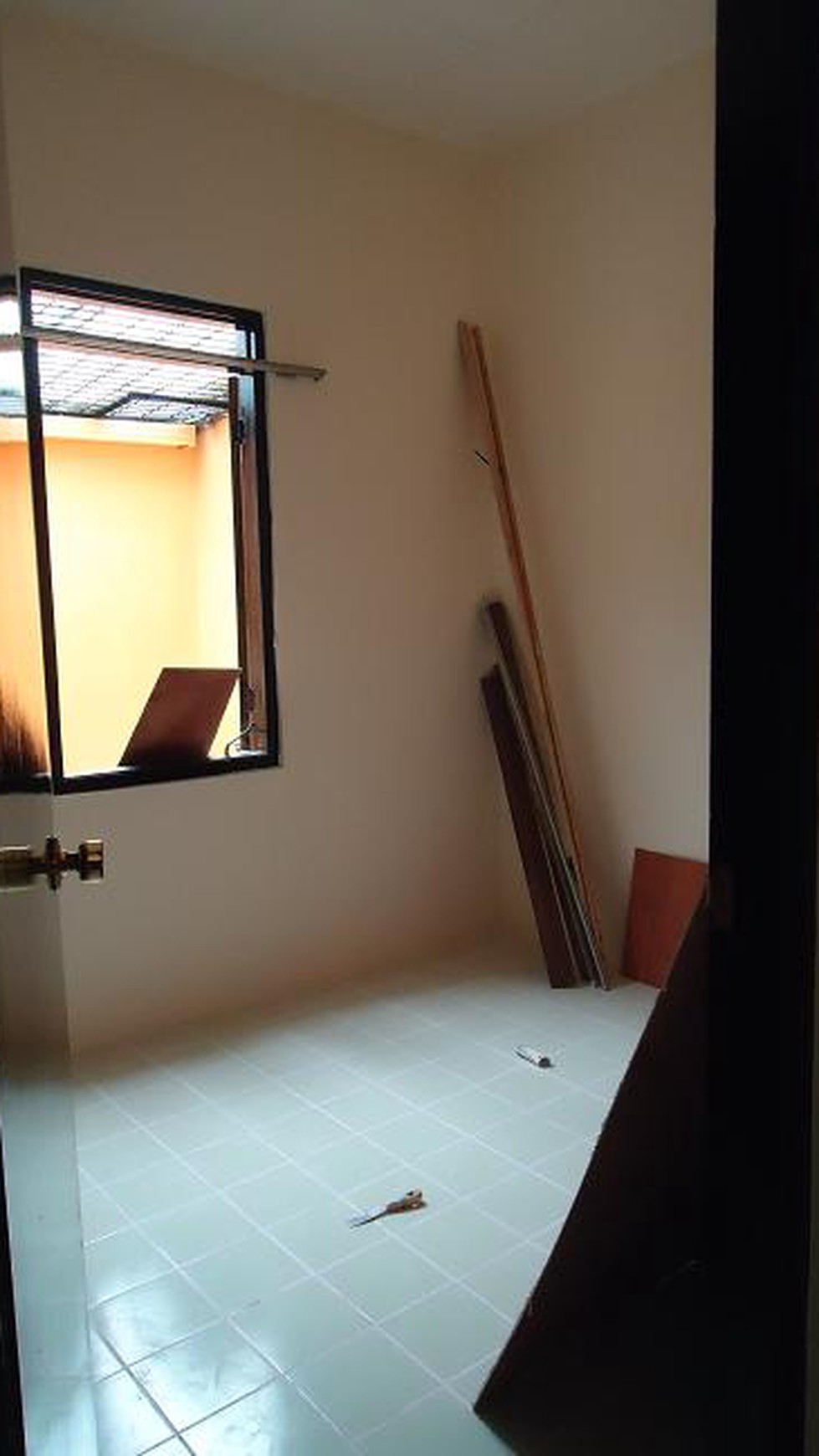 Dijual / Disewakan Rumah Taman Ubud Permai - Lippo Karawaci