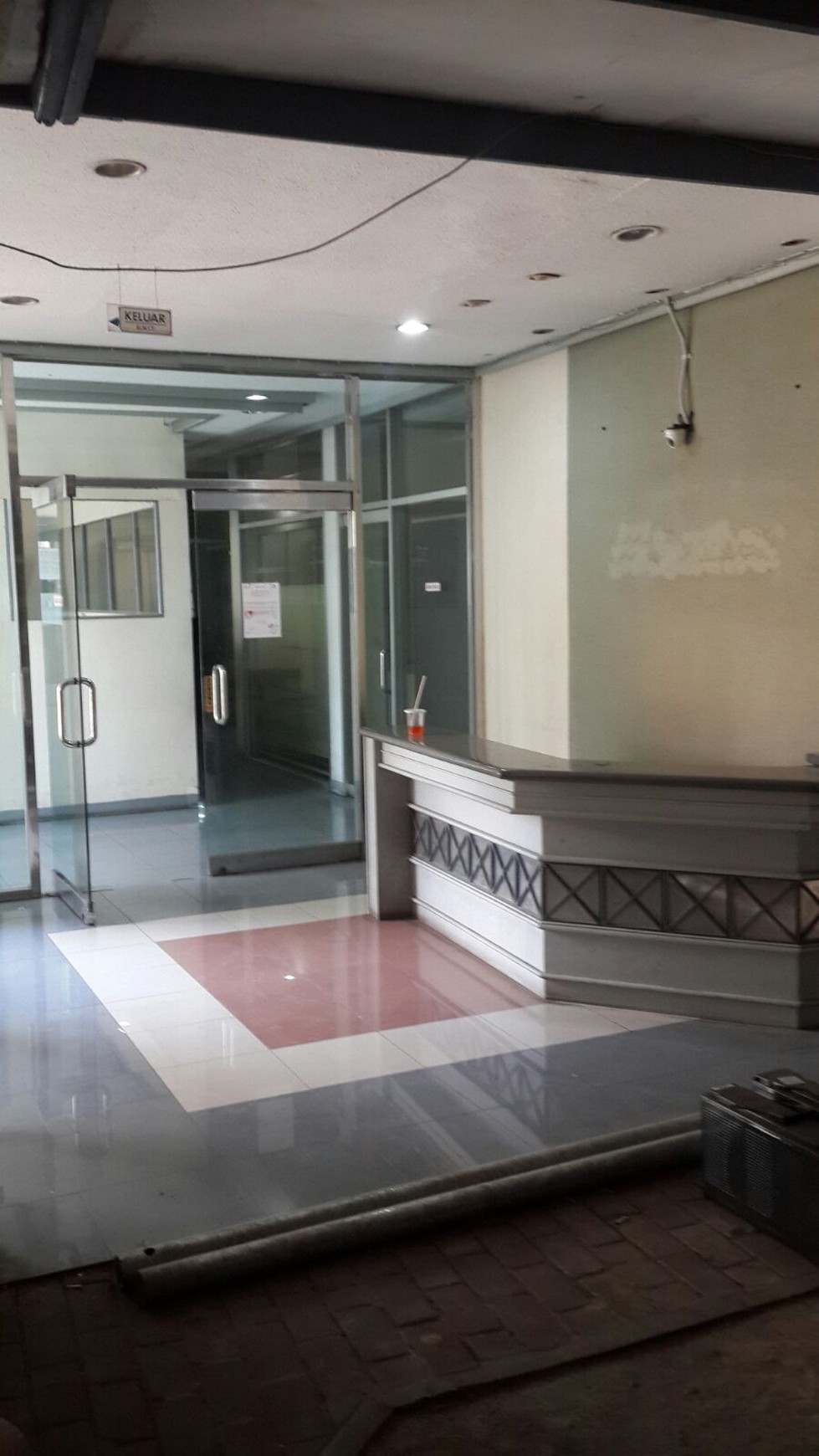 Ruang kantor dan hunian