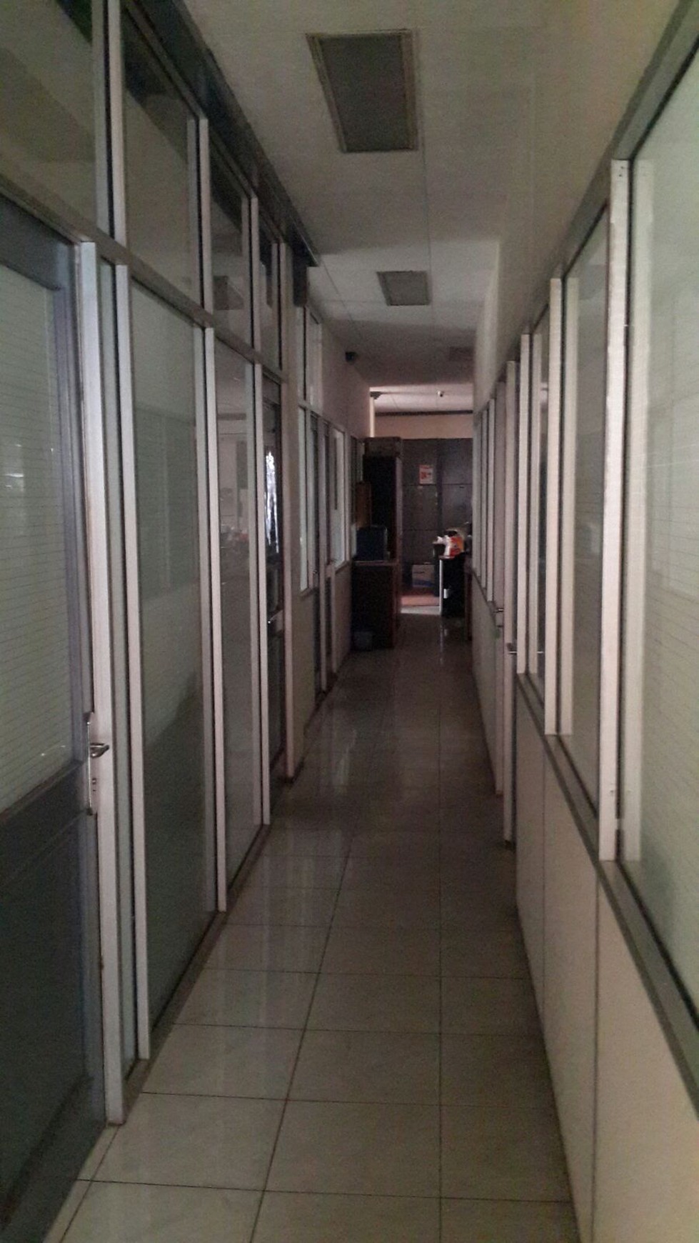 Ruang kantor dan hunian