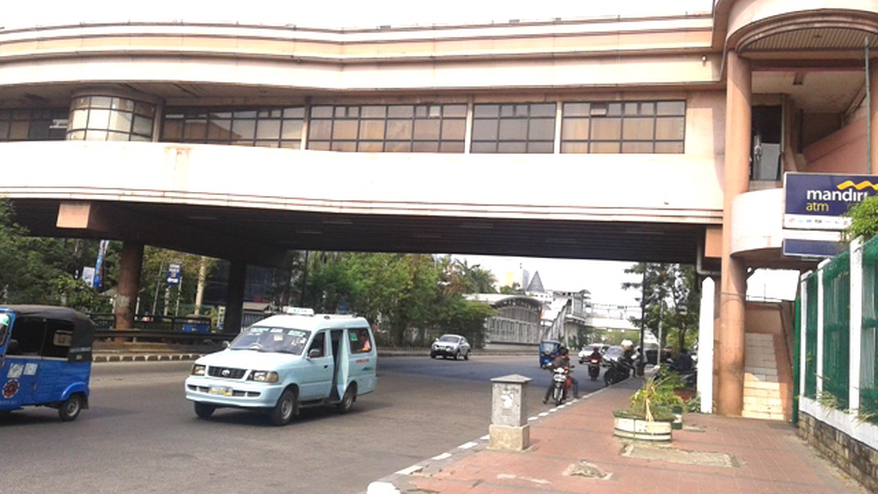 Ruko strategis di pusat kota harga 8M nego