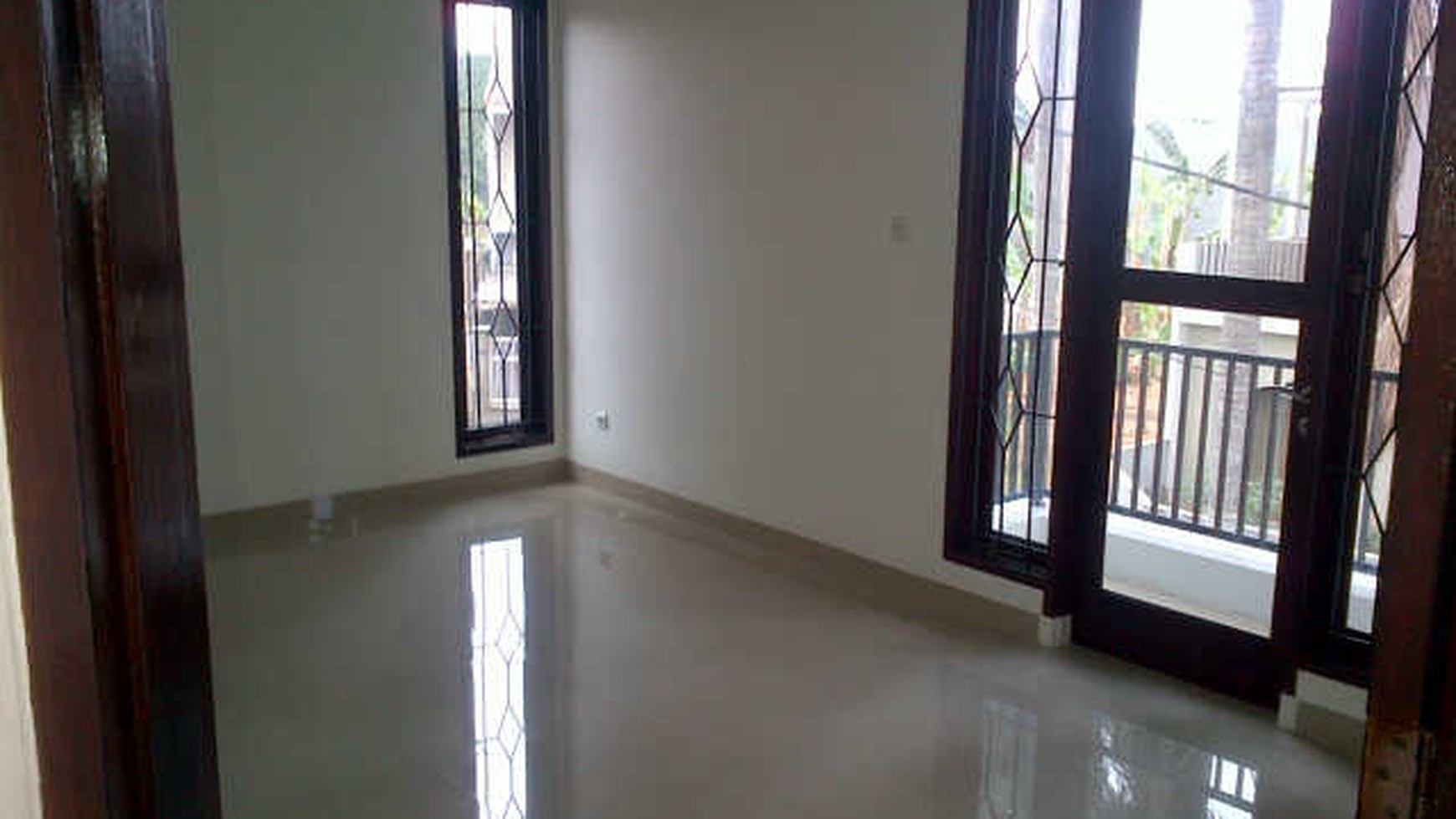 Rumah Baru siap huni di Griya Loka BSD