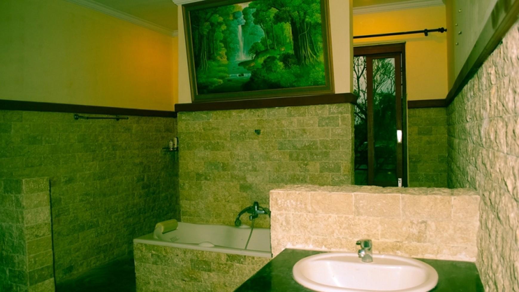 Villa Rental 3 Bedroom In Malboro