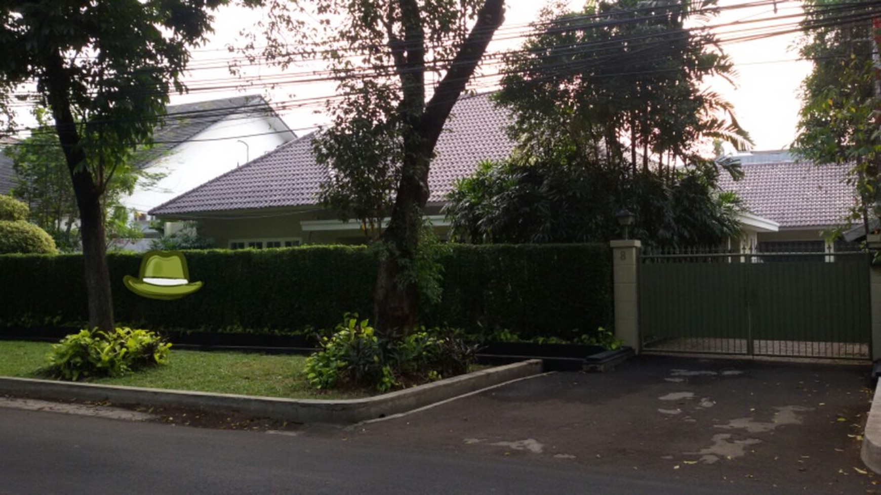 Rumah Nyaman dan Asri di Daerah Elite Jl. Adityawarman