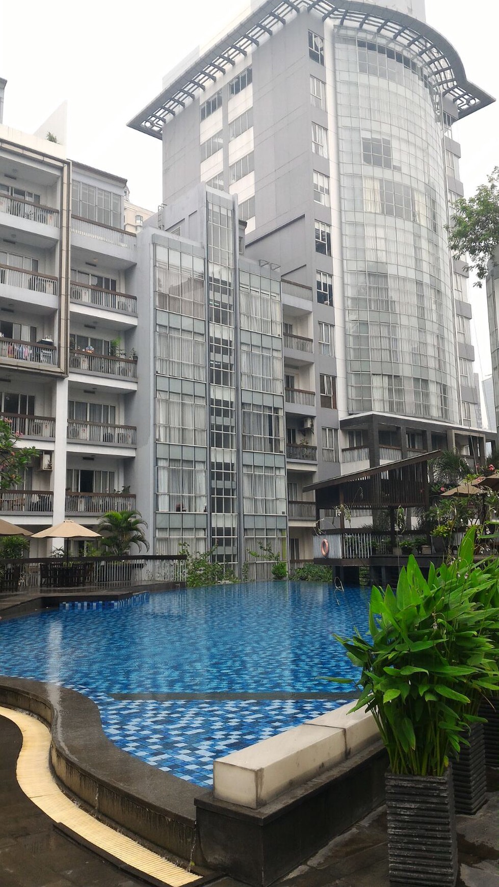 For Rent Pearl Garden Apartment