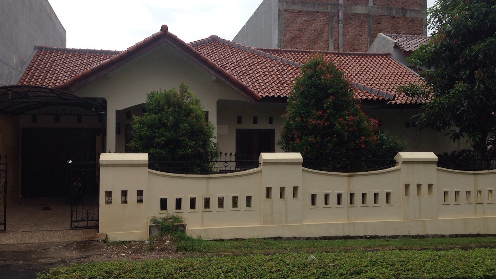 Rumah Bagus,siap huni di Sektor 3 Bintaro Jaya