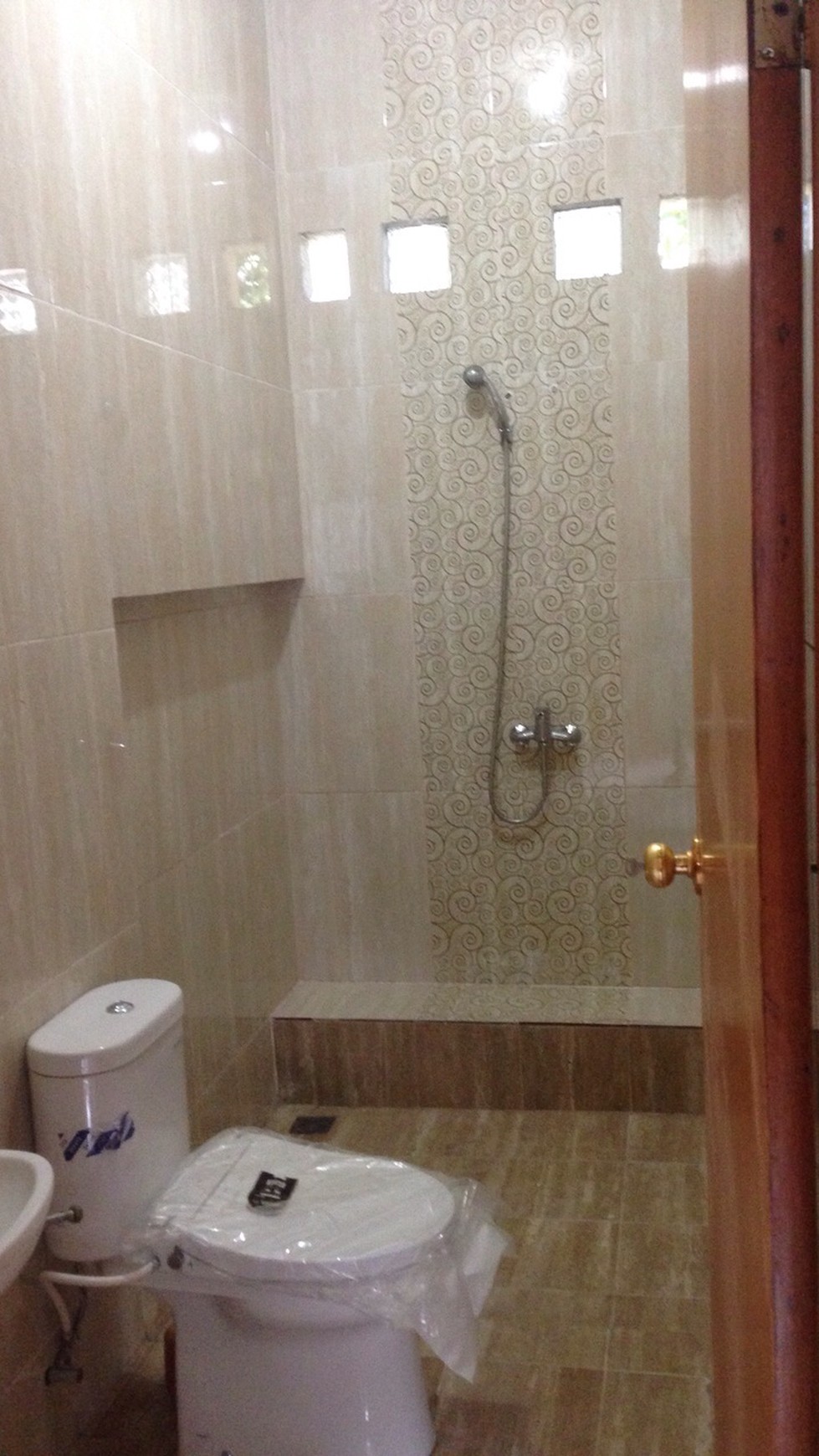 Rumah Bagus,siap huni di Sektor 3 Bintaro Jaya