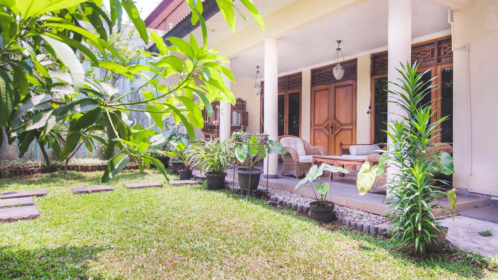 Rumah Asri Di Pekayon Pejaten