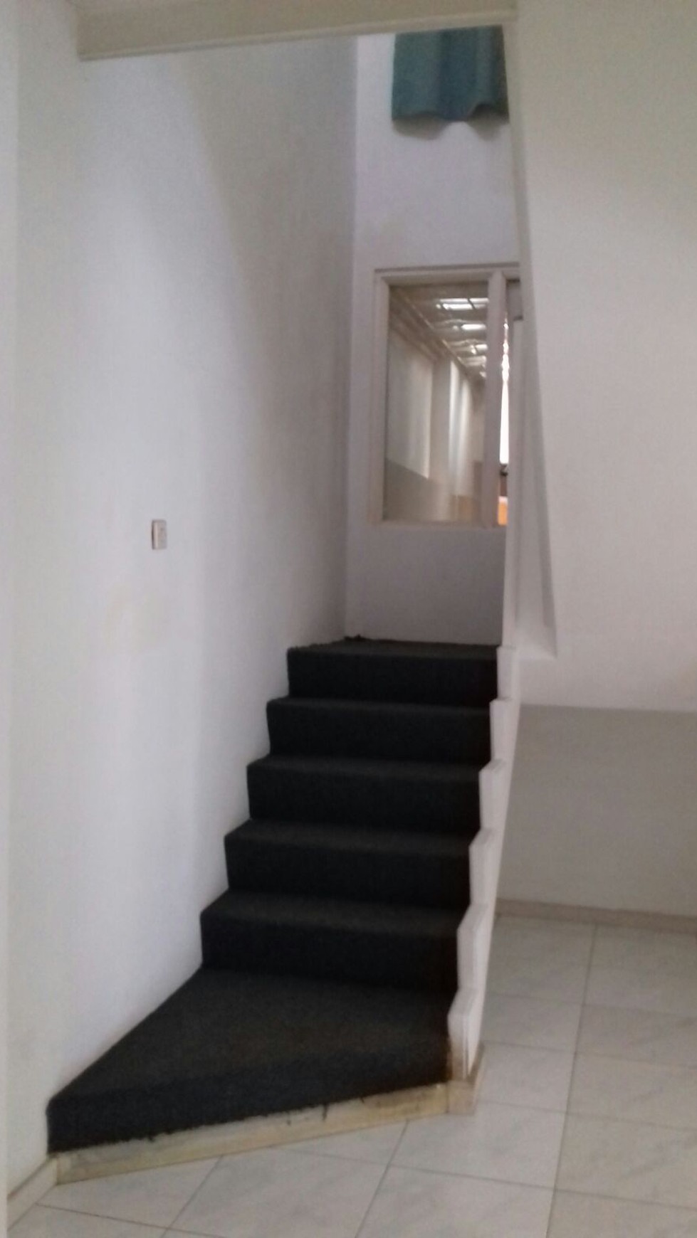 Rumah Cantik siap huni di sektor 9