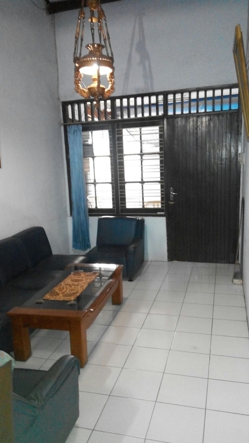 Rumah di Jual dekat Permata Hijau dipinggir jalan raya, tidak banjir akses mudah , strategis.