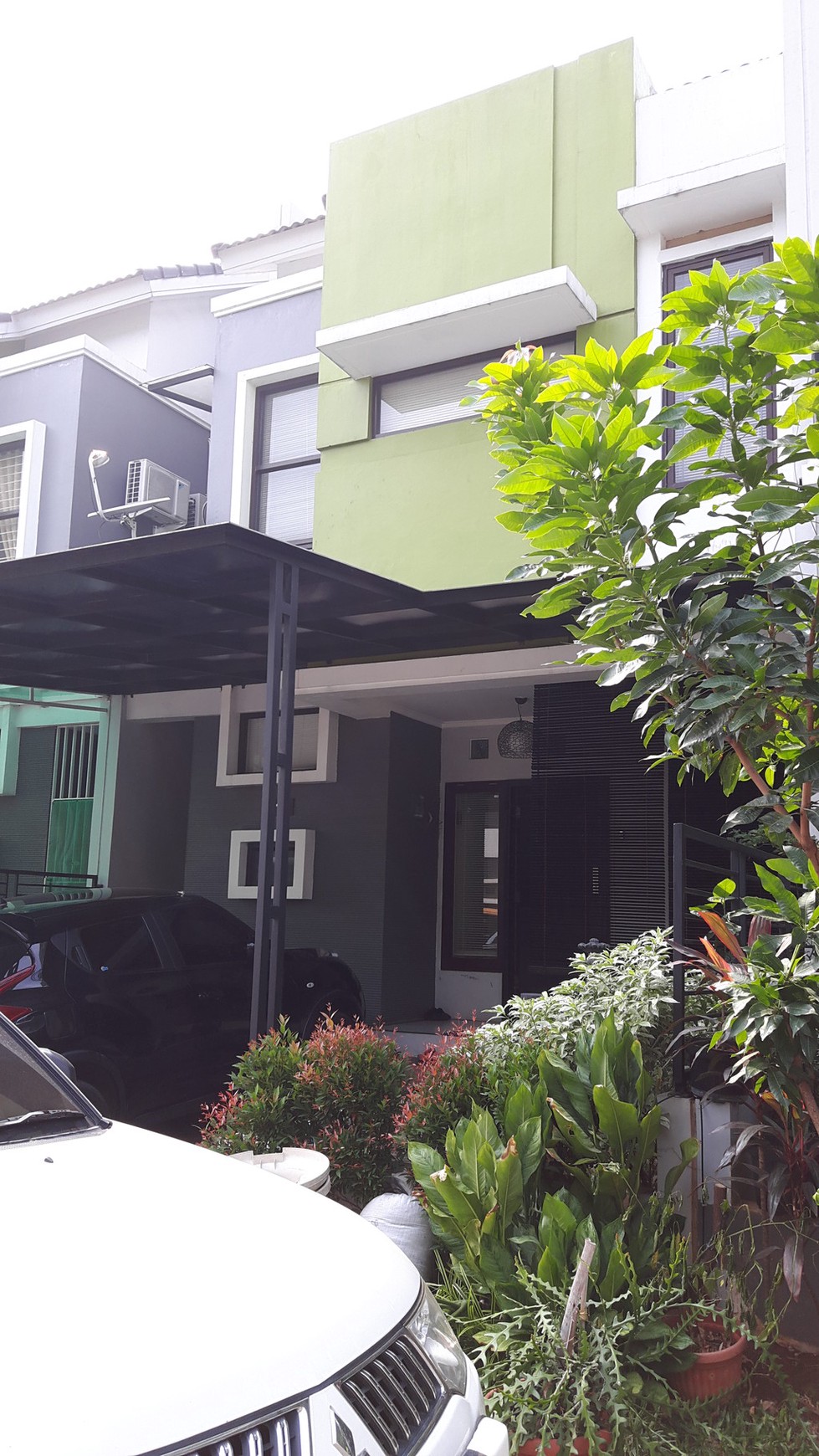 Dijual Rumah Cluster Madrid - Palem Semi, Karawaci