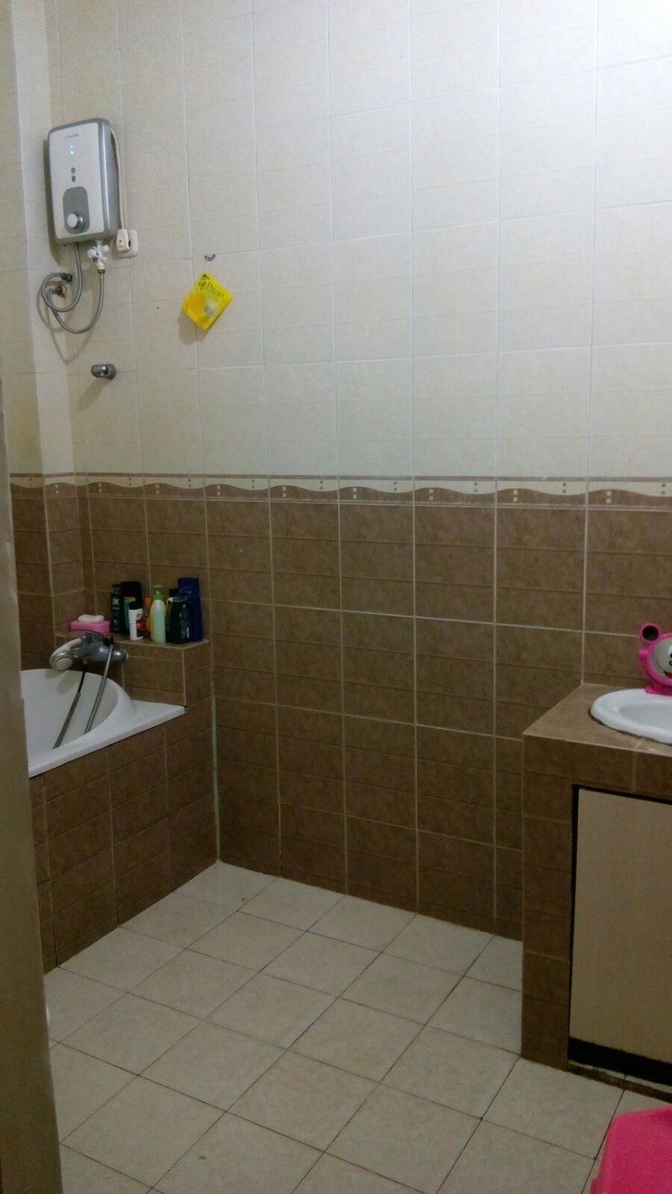 JUAL Rumah Grand Wisata Bekasi