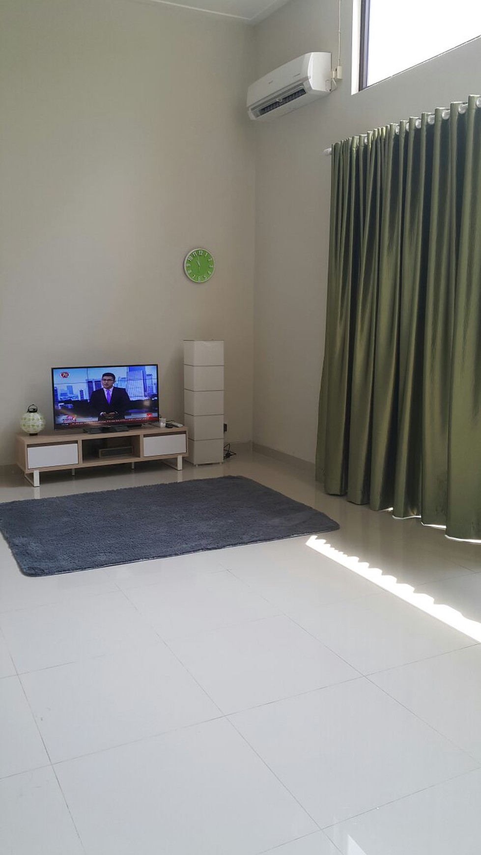 Rumah baru minimalis dan modern dikawasan elit