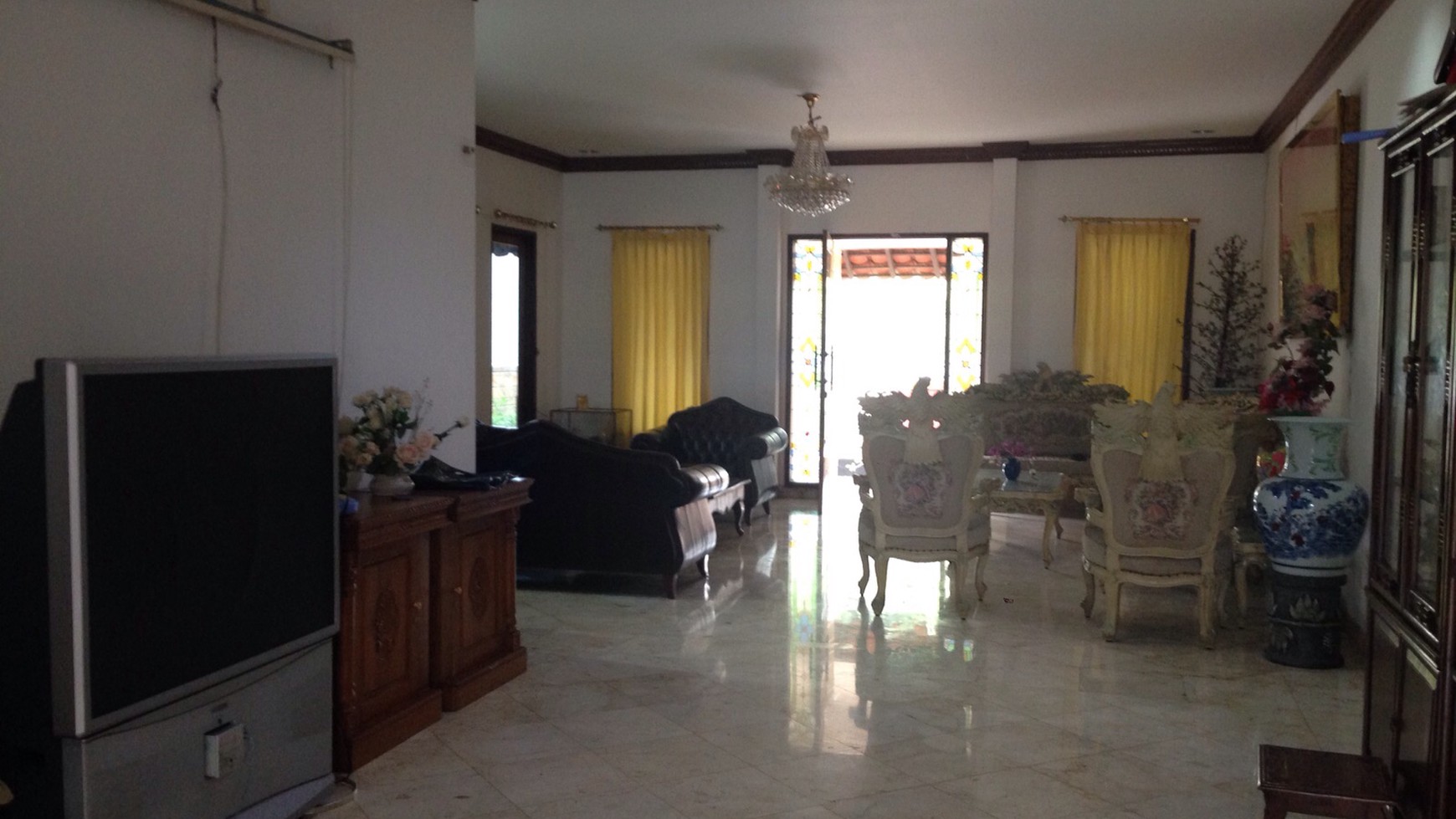 Rumah besar di daerah bsd #AK