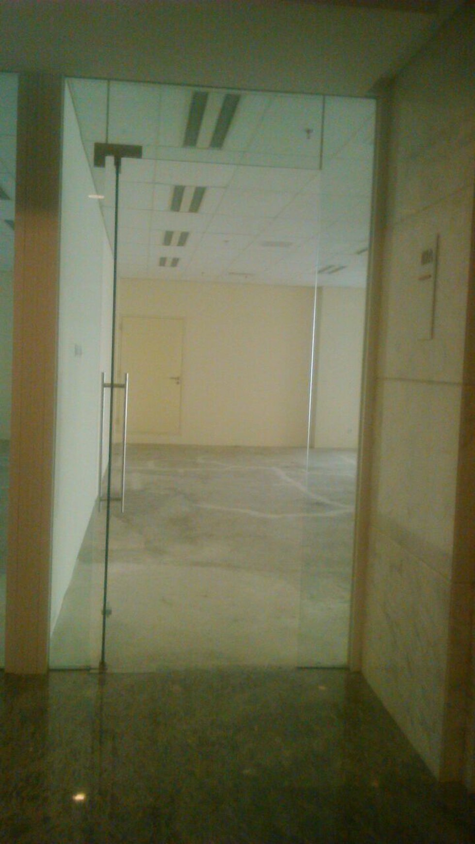Dijual/ Disewa Office Space di SAHID SUDIRMAN CENTER lokasi sangat strategis CBD area Harga 48Juta/meter