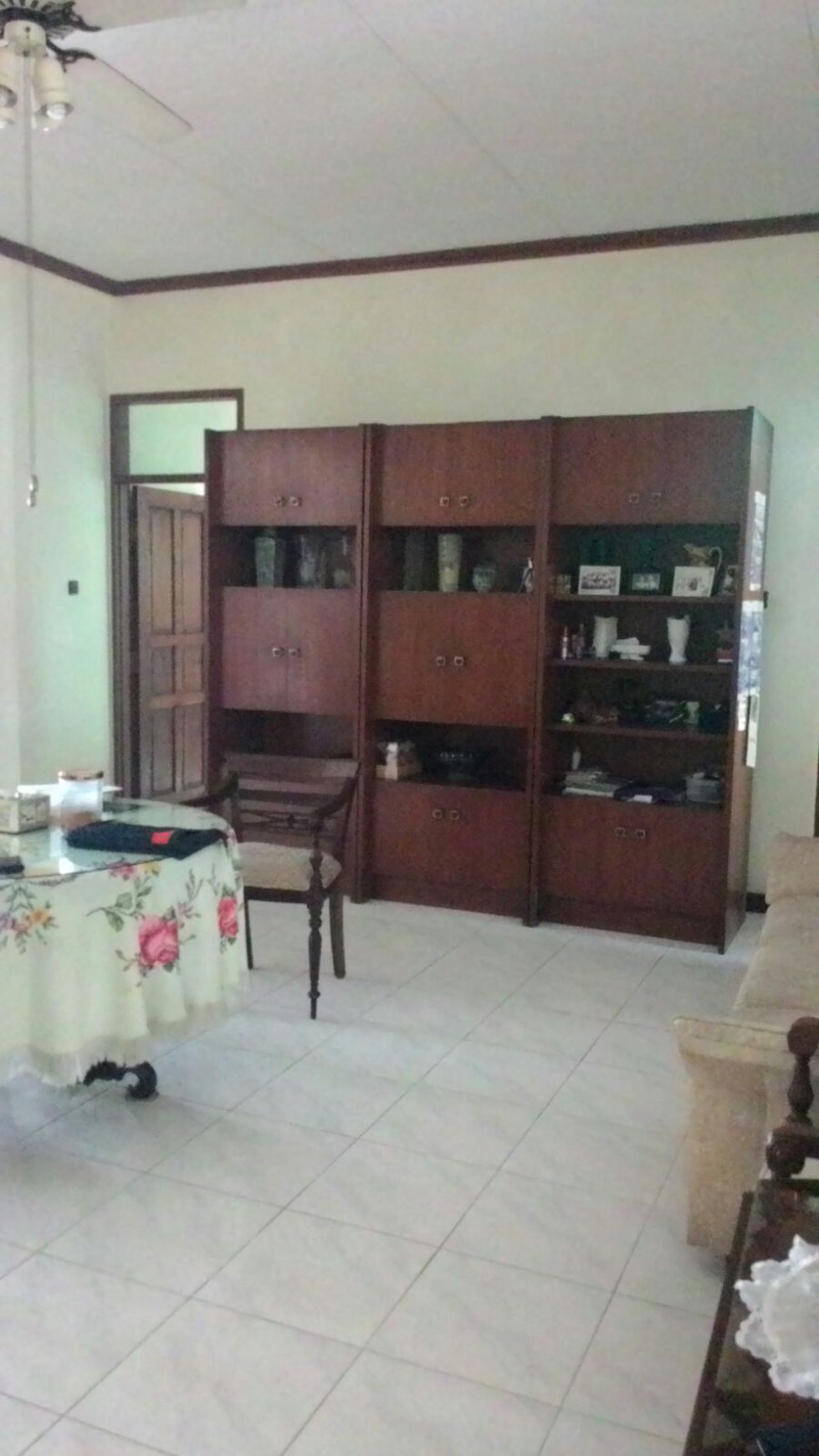 Rumah Bagus,strategis,siap huni di sektor 1 Bintaro Jaya