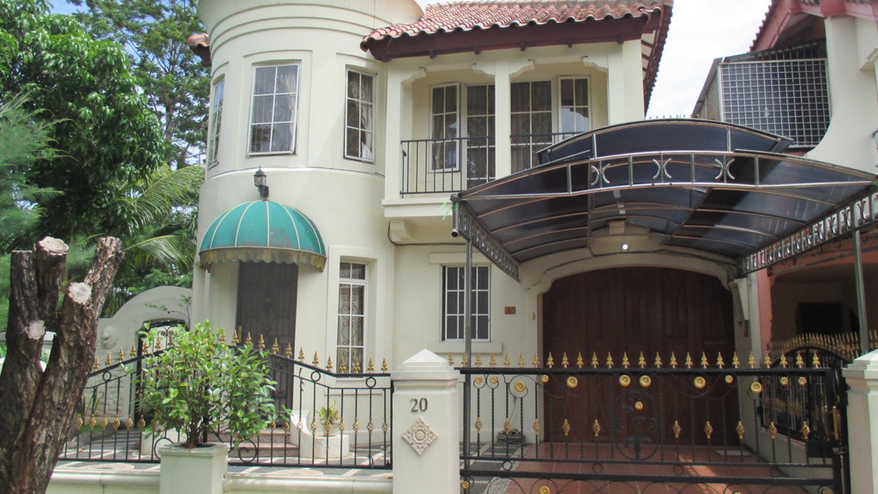 Dijual Rumah Taman Halmahera - Lippo Karawaci