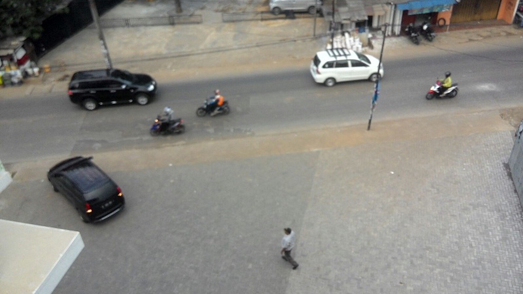 DIJUAL RUKO 2 TINGKAT, BARU, GOOD INVESTMEN, LOKASI PRIMA, JL. BESAR JL. BENDA RAYA PAMULANG SERPONG TANGERANG BANTEN