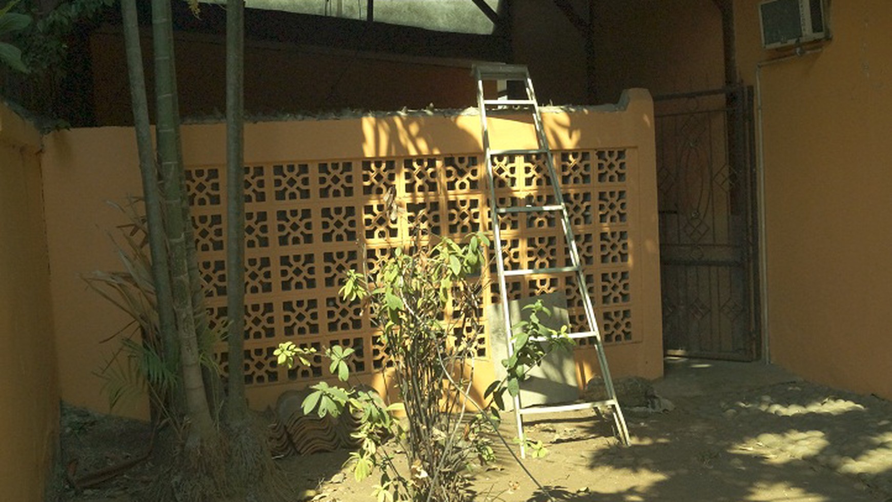 Rumah Lama di Pasar Minggu