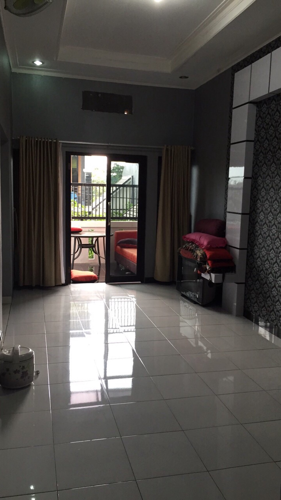 Rumah Cozy di Cibubur Country