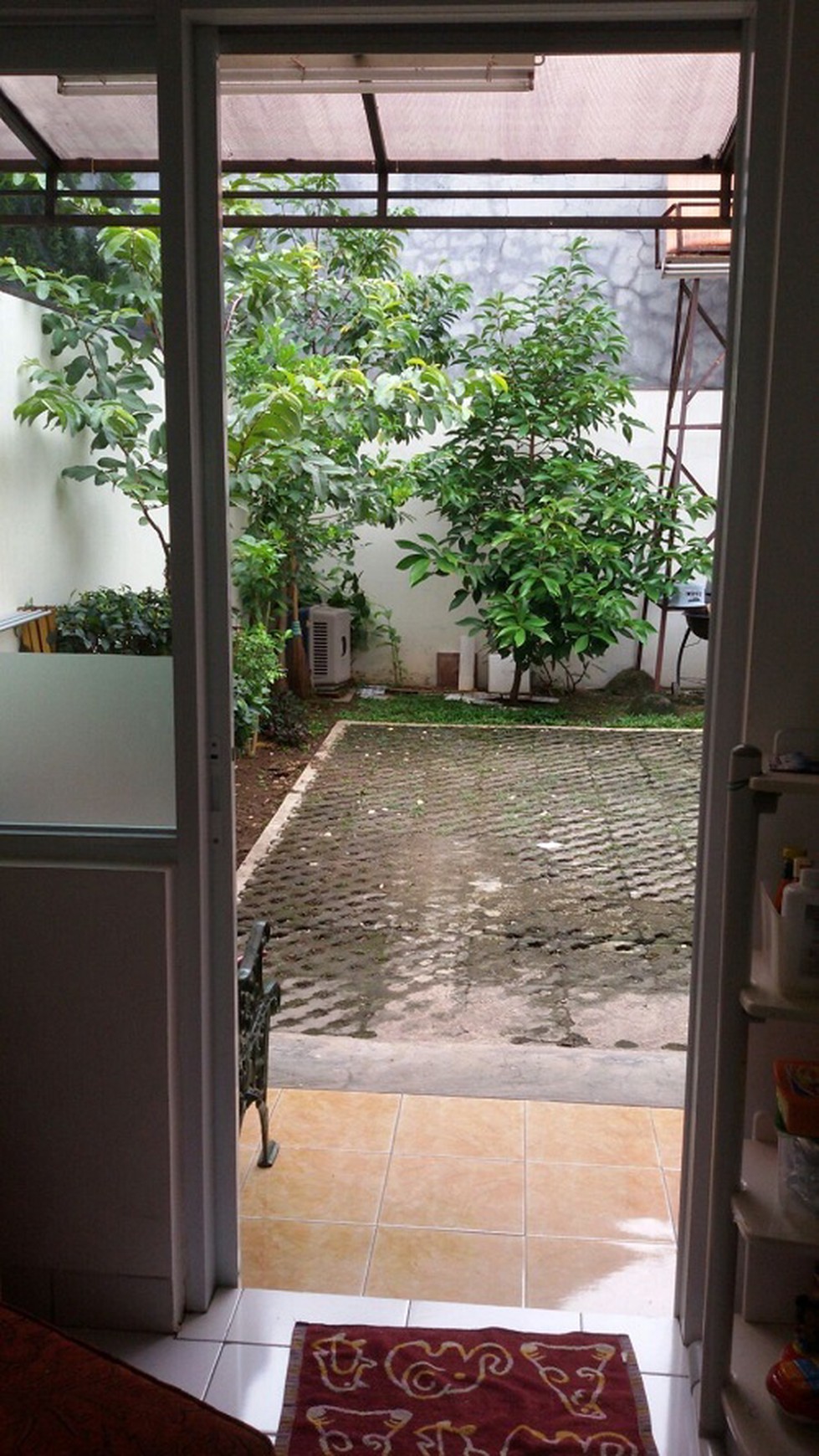 Rumah asri bersih di lokasi cluster yang sangat aman dan tenang