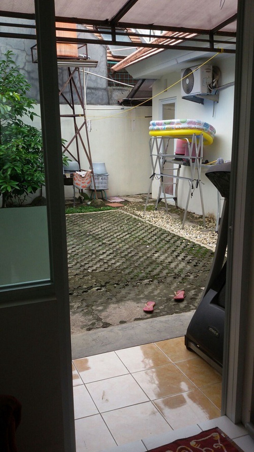 Rumah asri bersih di lokasi cluster yang sangat aman dan tenang