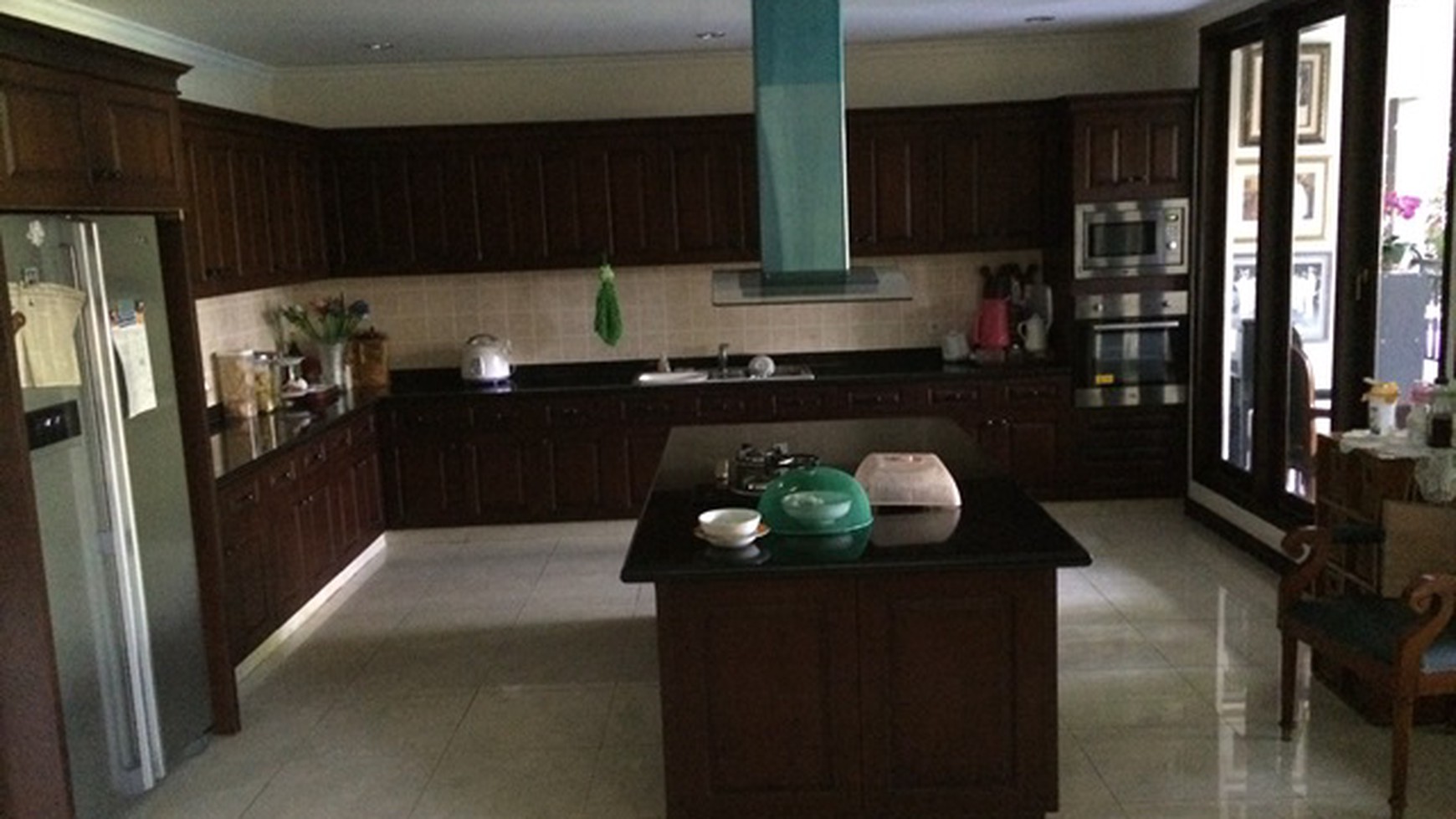 RUMAH MEWAH DALAM TOWNHOUSE DGN PRIVATE POOL DI BENDA - KEMANG #ER