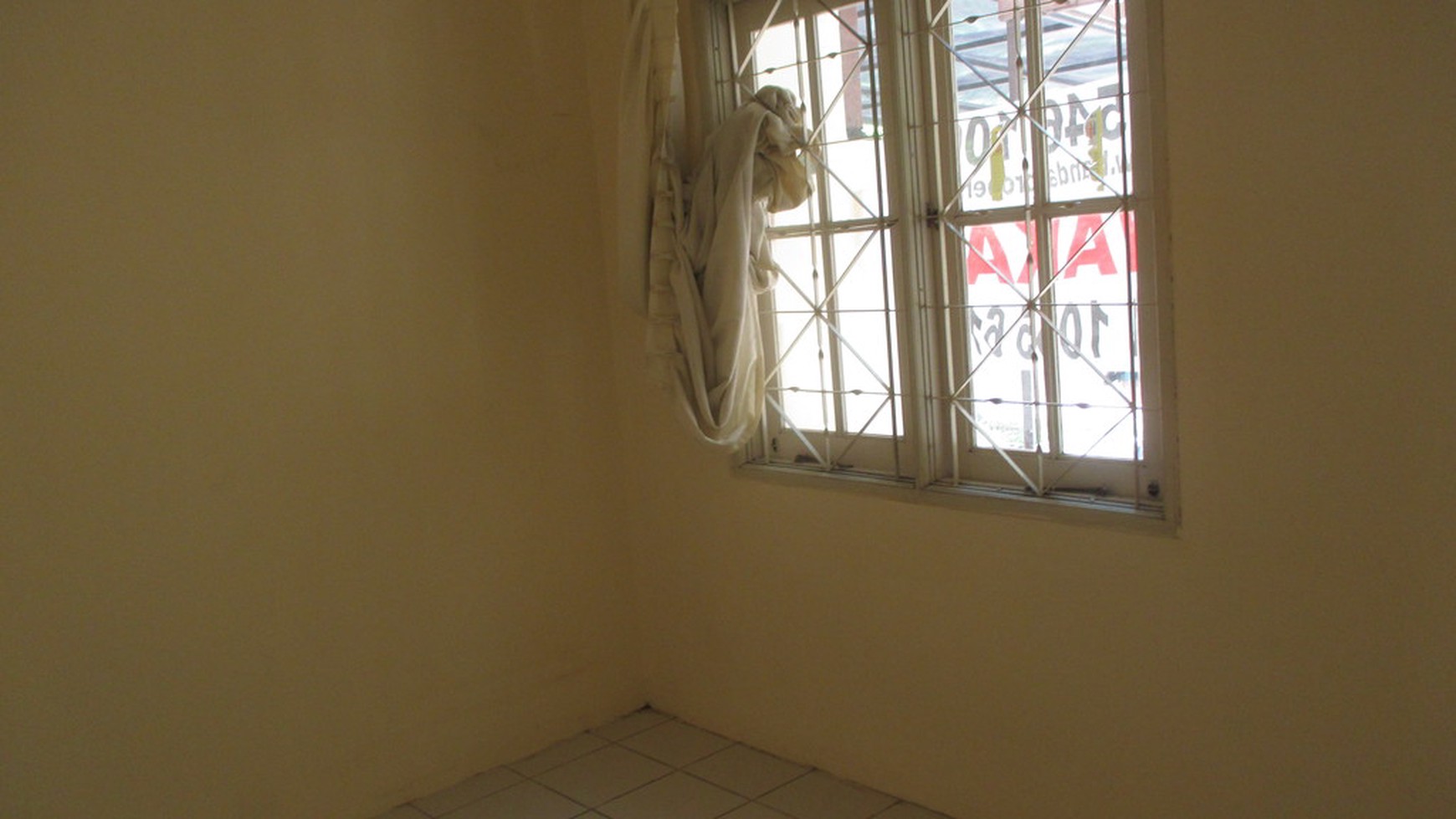 Disewakan Rumah Taman Imam Bonjol - Lippo Karawaci