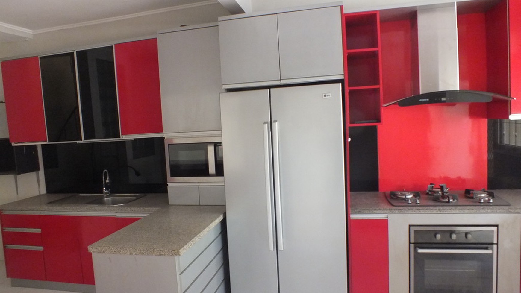 Rumah siap huni di sektor 9 Bintaro Jaya