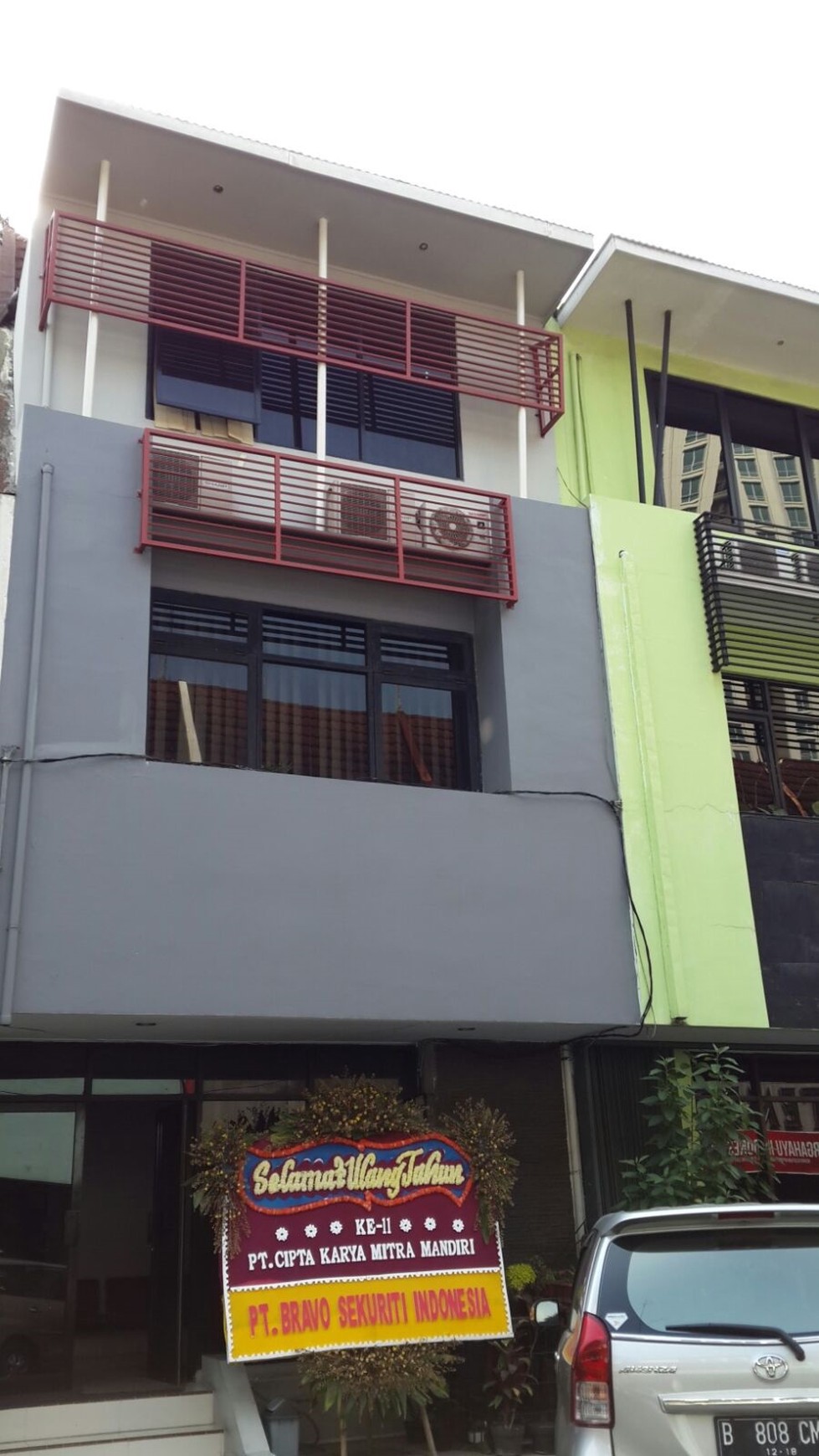 Ruko Kebayoran Baru di Jakarta Selatan