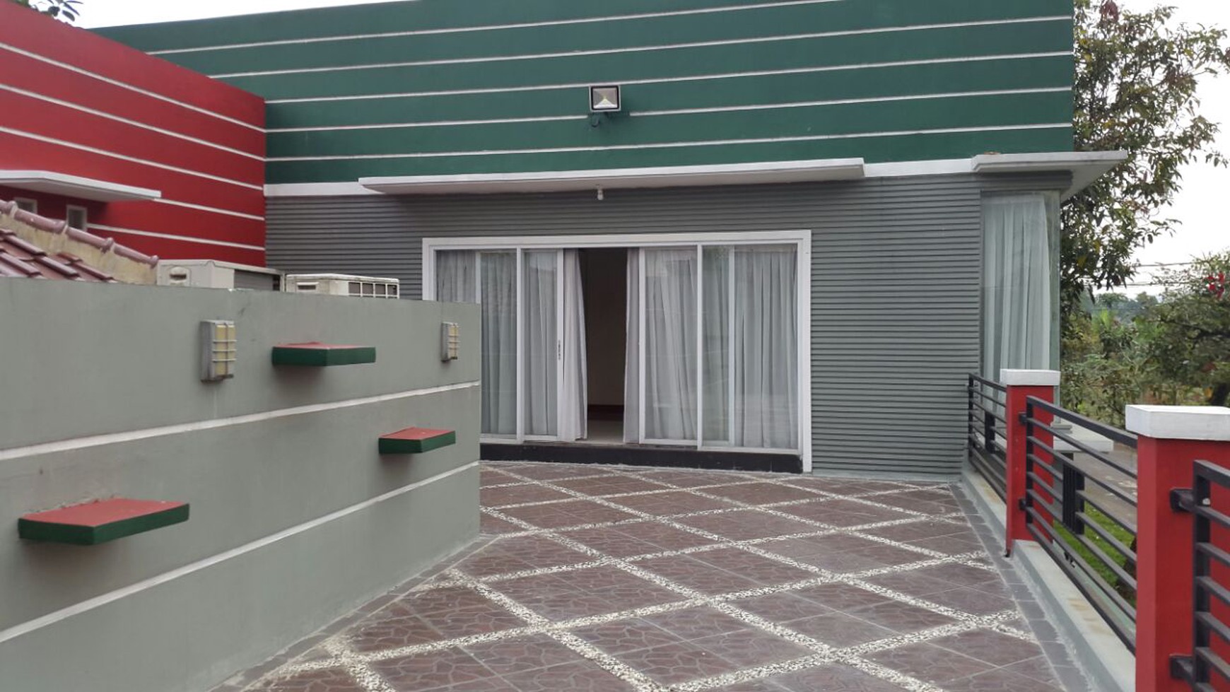 Rumah Mewah Murah Dalam Komplek Di Sawangan