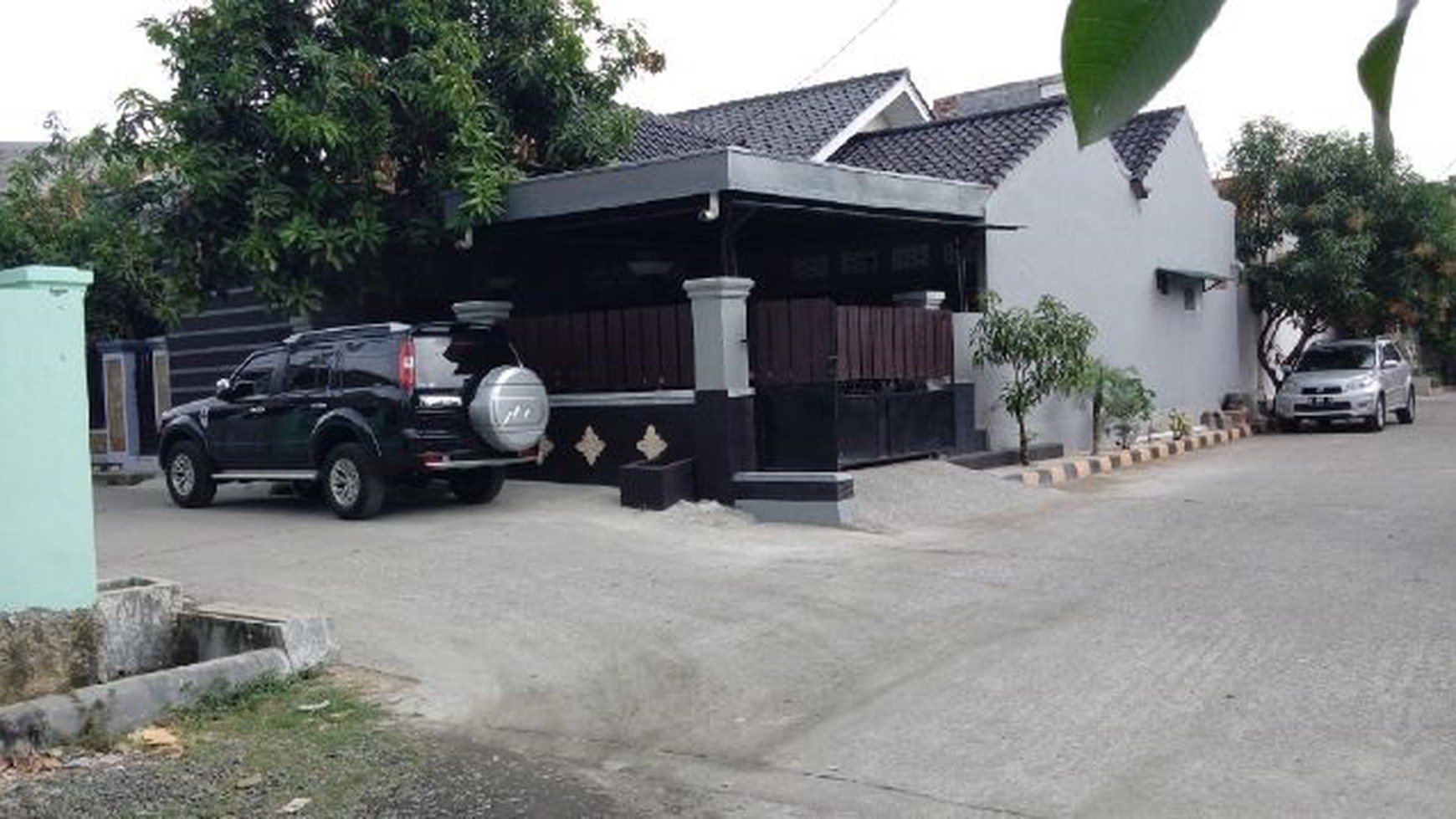 Rumah Hoek di bawah 1 Milliar!