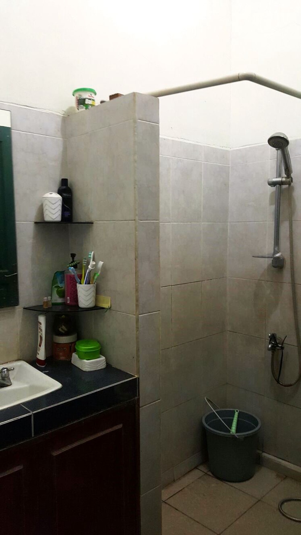 hot sale !! rumah Nyaman dan Siap Huni di Trulek, Bintaro