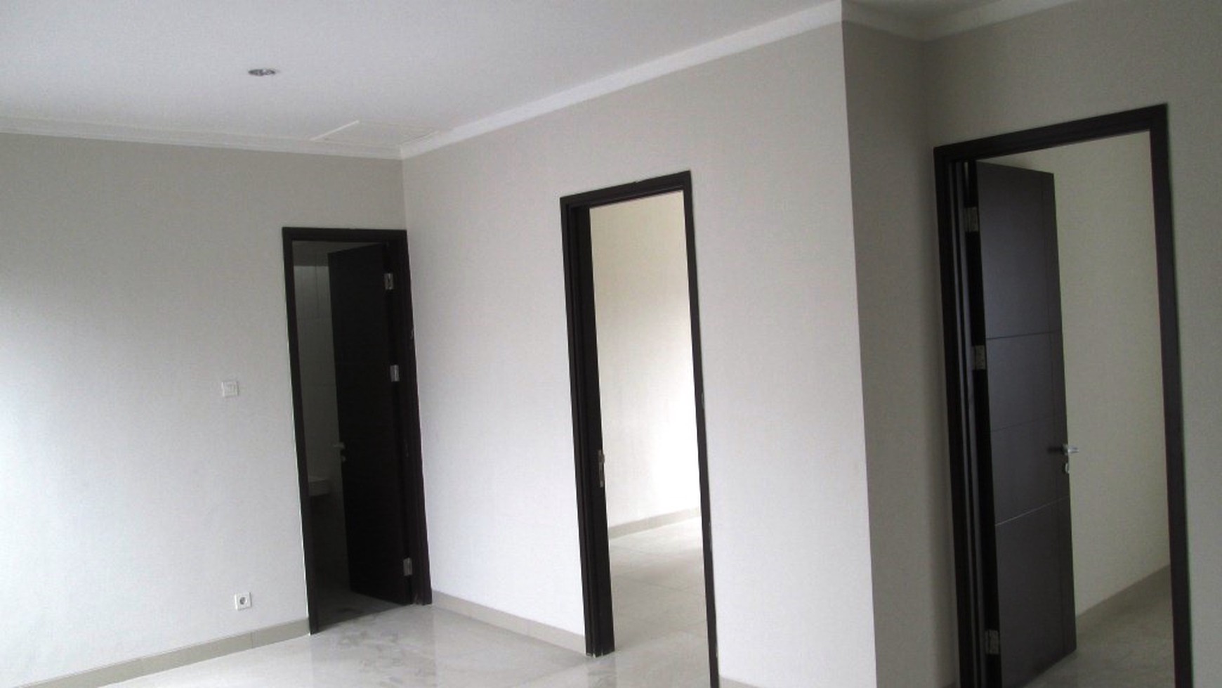 Rumah Baru, Siap Huni, dan Interior Bagus @Discovery Serenity, Bintaro