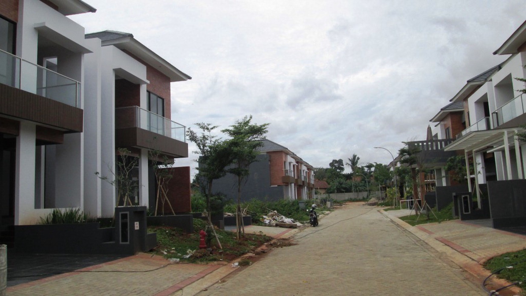 Rumah Baru, Siap Huni, dan Interior Bagus @Discovery Serenity, Bintaro